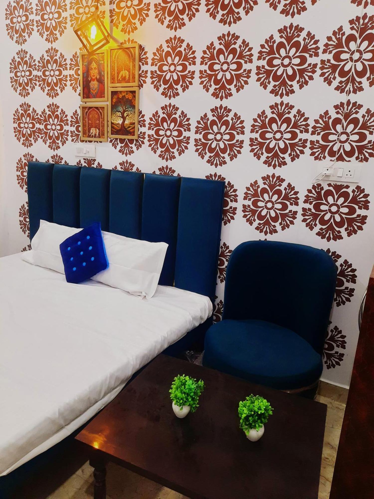 Iconic Retreat By Atulyam Stays Prayagraj Exterior foto